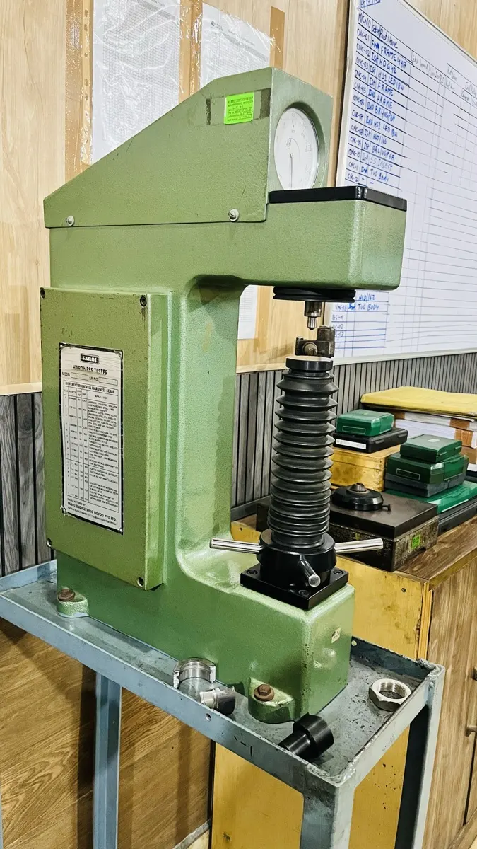 Rockwell hardness tester in the SIRIS quality lab